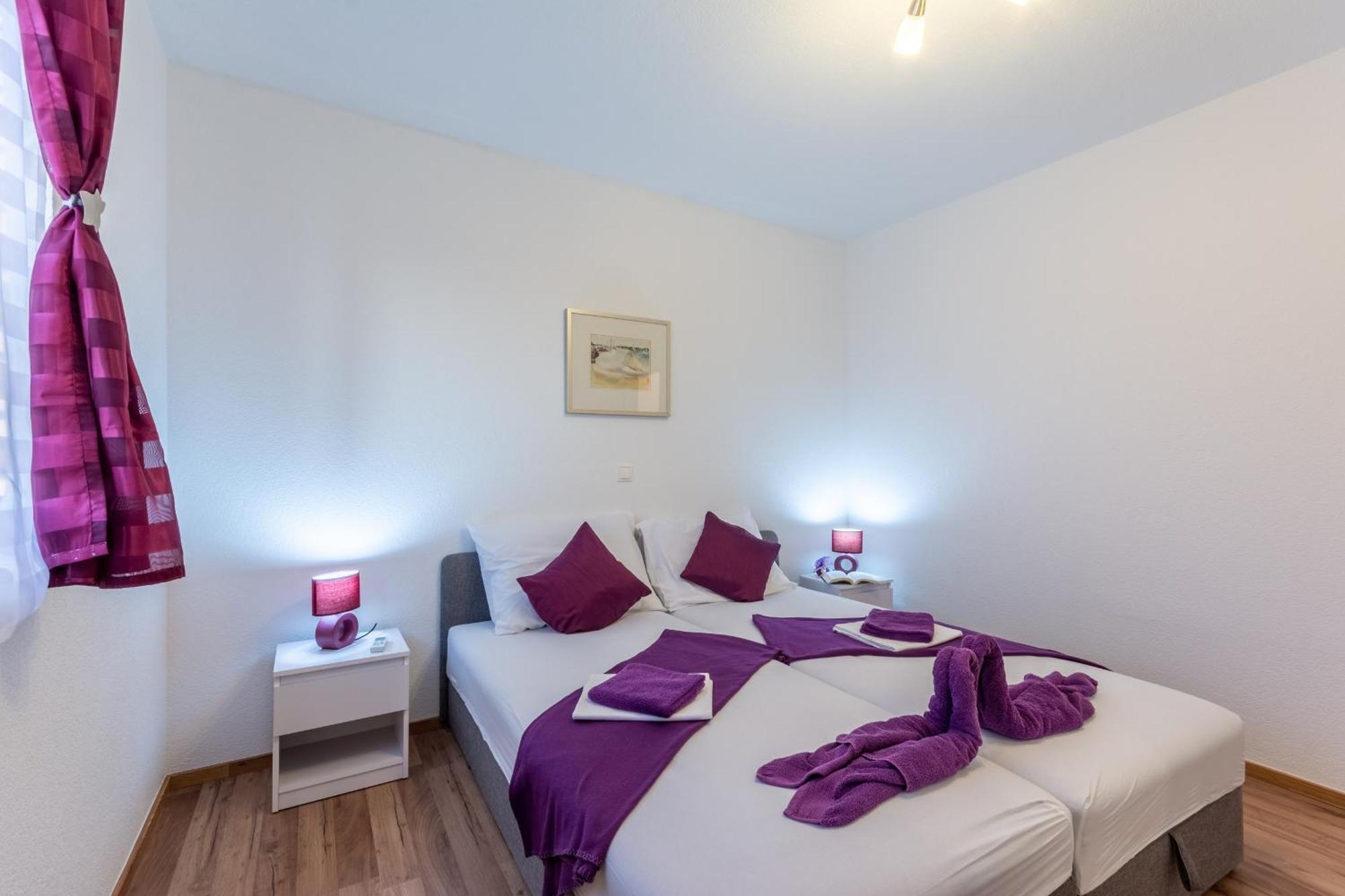 Family Friendly Apartments With A Swimming Pool Stanici, Omis - 18676 Room photo